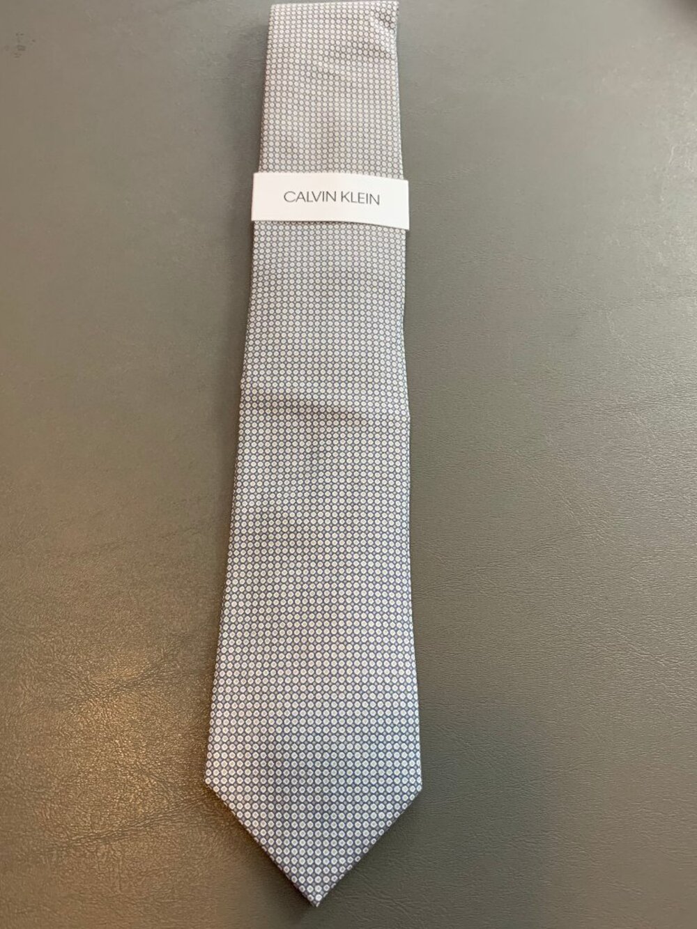 Calvin Klein Men's 100% Silk 3'' Neck Tie, Tan Multi Linear Geo Print, One Size